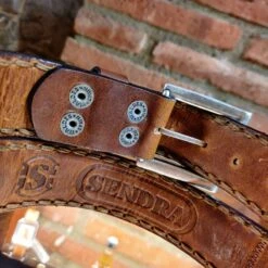 Cinturón Vaquero Sendra Modelo 7606 Evolution Tang Cuero Natural Con Conchos