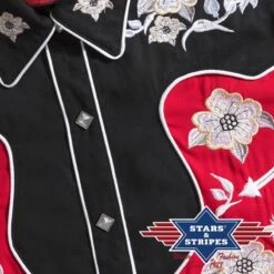 Camisa Cowboy Roja Mujer Manga Larga Con Canesú Negro Y Flores Bordadas Blancas